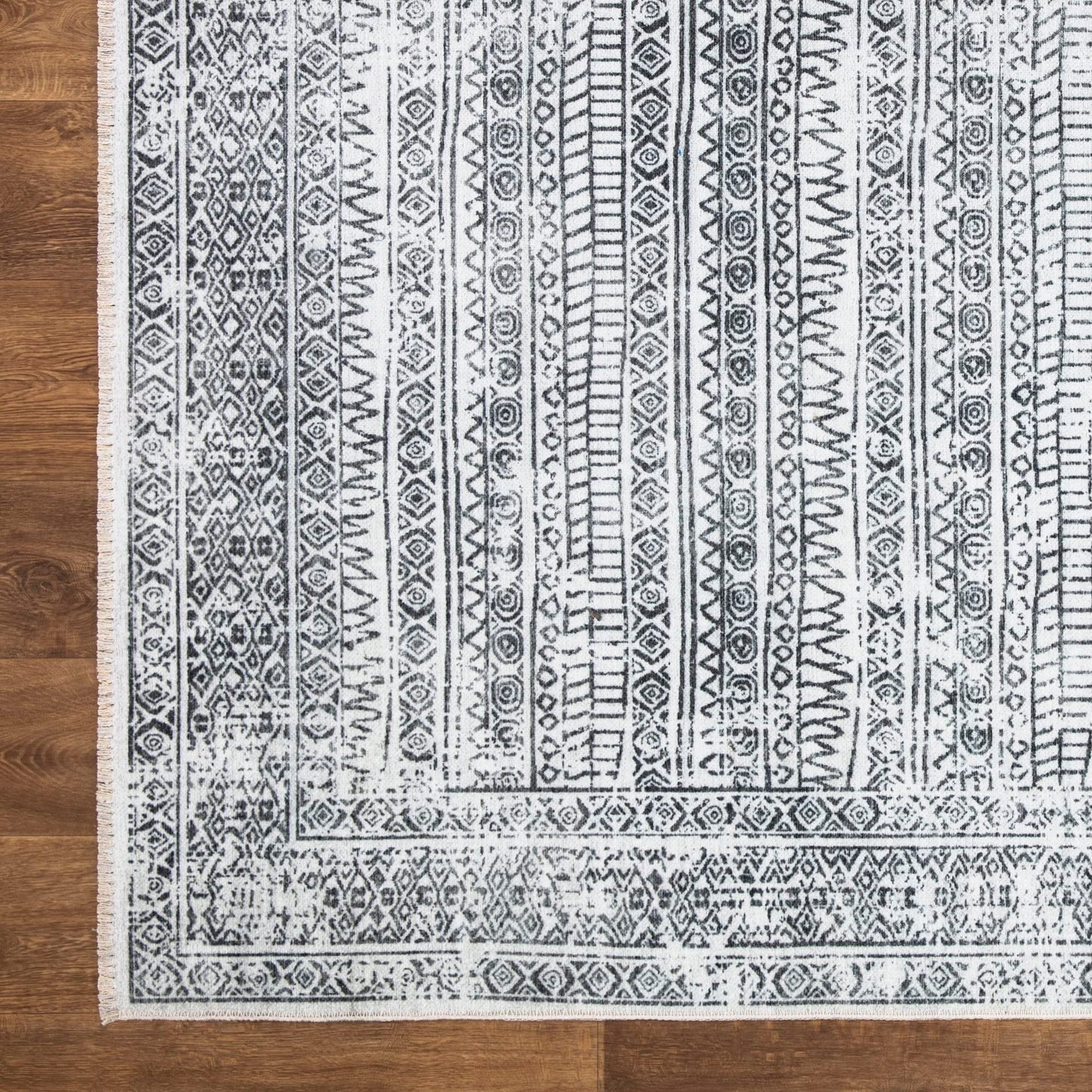 Bloom Rugs Caria, waschbarer, rutschfester Teppich, 4 x 6 Zoll, blauer traditioneller Teppich für Wohnzimmer, Schlafzimmer, Esszimmer und Küche, genaue Größe: 4 x 6 Fuß 