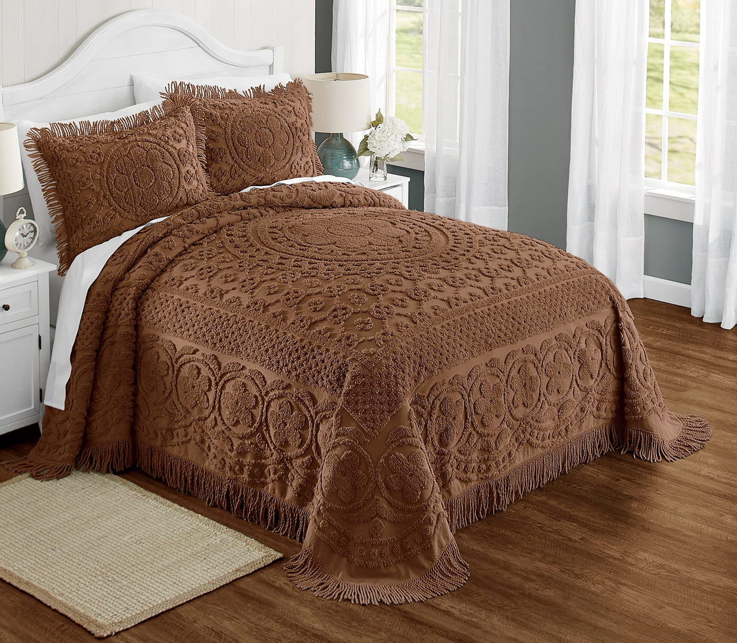 Montgomery Ward Emily Floral Chenille Bedspread, Soft Cotton Comforter, King Size Quilt in Blush - Luxury Hotel Bedding, King Bedspread (Blush, King)