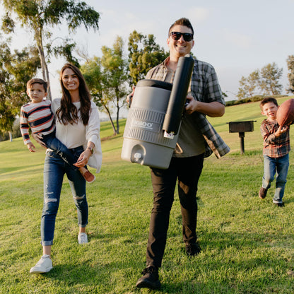 Igloo Sports Cooler | Insulated Beverage Dispenser with Spout |Portable Handwashing Station