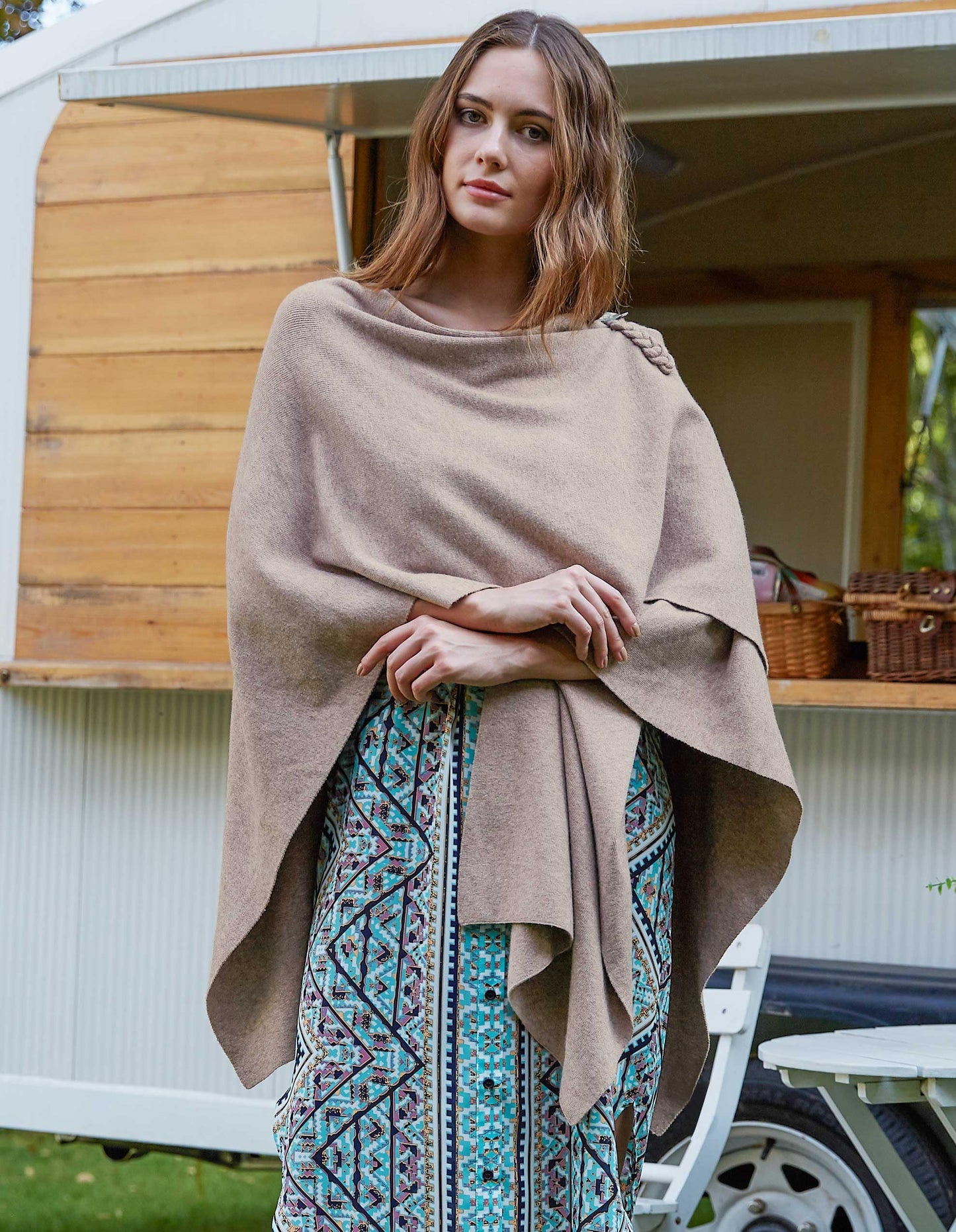 PULI Femmes Grand Poncho Croisé Sur Le Devant Pull Enveloppant Topper Tricoté Élégant Châles Cape pour l'Automne Hiver