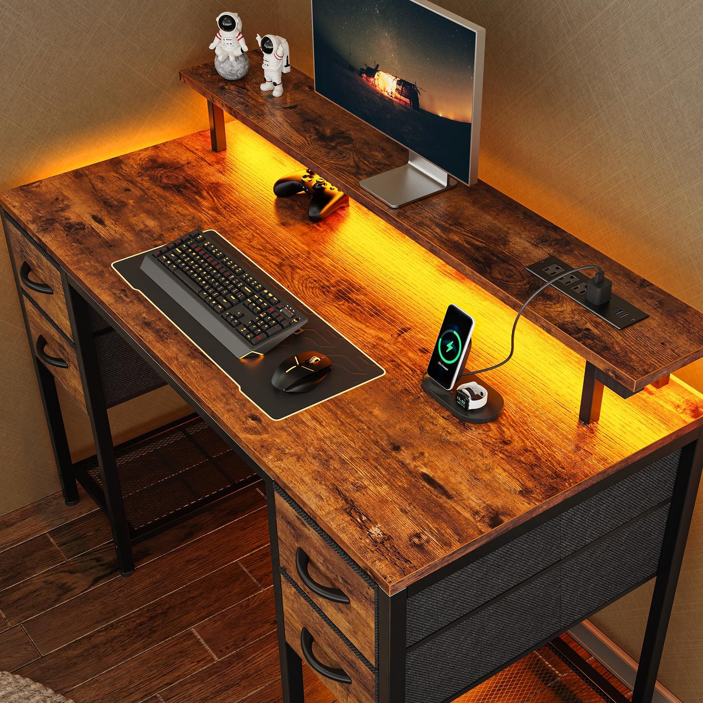 Bureau d'ordinateur Huuger de 47 pouces avec 4 tiroirs, bureau de jeu avec lumières LED et prises de courant, bureau à domicile avec grand espace de rangement pour chambre à coucher, travail à domicile, noir 