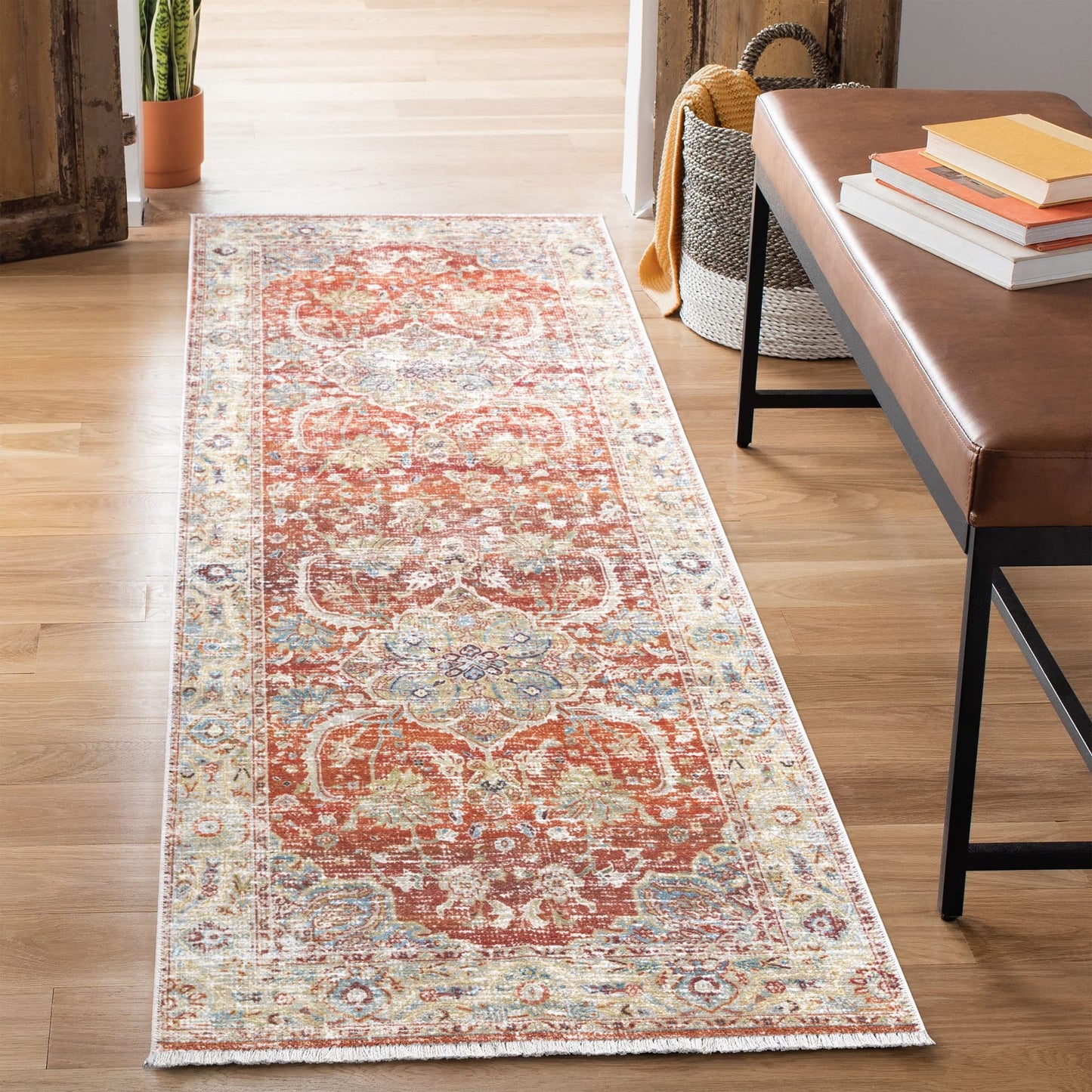 Tapis lavable antidérapant Bloom Rugs Caria 4x6 - Tapis traditionnel bleu pour salon, chambre, salle à manger et cuisine - Taille exacte : 4' x 6' 