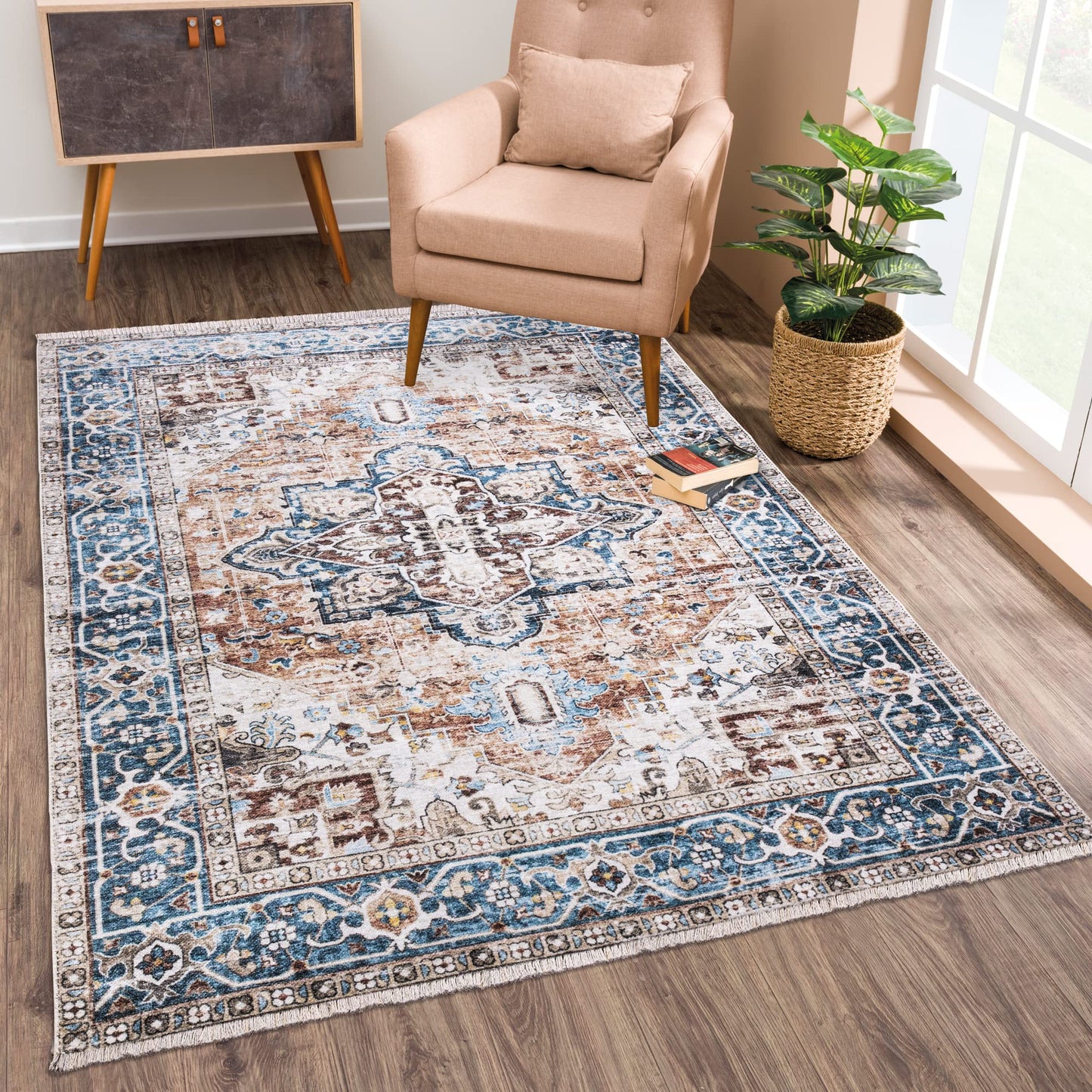 Bloom Rugs Caria, waschbarer, rutschfester Teppich, 4 x 6 Zoll, blauer traditioneller Teppich für Wohnzimmer, Schlafzimmer, Esszimmer und Küche, genaue Größe: 4 x 6 Fuß 