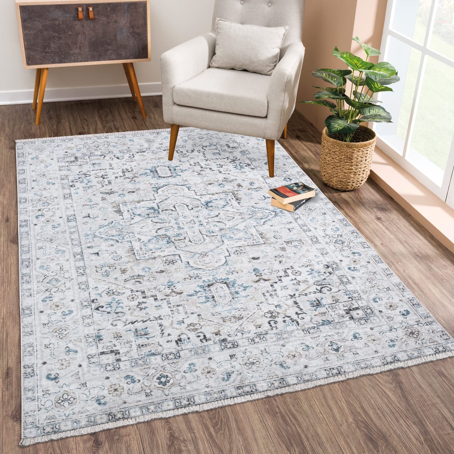 Bloom Rugs Caria, waschbarer, rutschfester Teppich, 4 x 6 Zoll, blauer traditioneller Teppich für Wohnzimmer, Schlafzimmer, Esszimmer und Küche, genaue Größe: 4 x 6 Fuß 