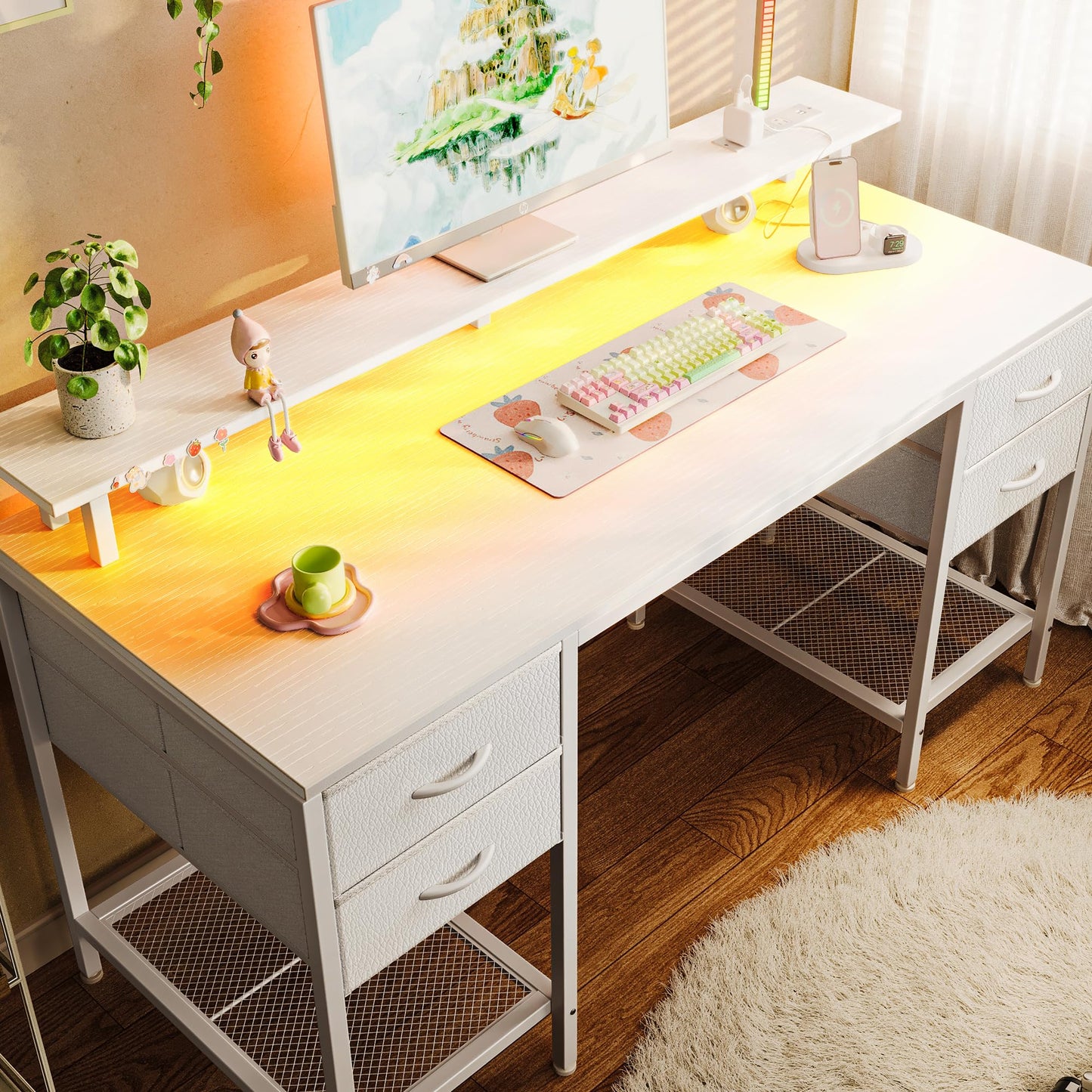 Bureau d'ordinateur Huuger de 47 pouces avec 4 tiroirs, bureau de jeu avec lumières LED et prises de courant, bureau à domicile avec grand espace de rangement pour chambre à coucher, travail à domicile, noir 