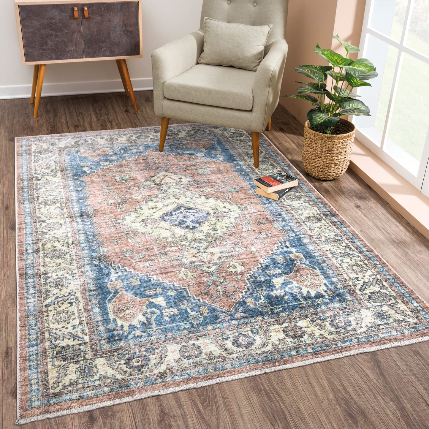 Bloom Rugs Caria, waschbarer, rutschfester Teppich, 4 x 6 Zoll, blauer traditioneller Teppich für Wohnzimmer, Schlafzimmer, Esszimmer und Küche, genaue Größe: 4 x 6 Fuß 